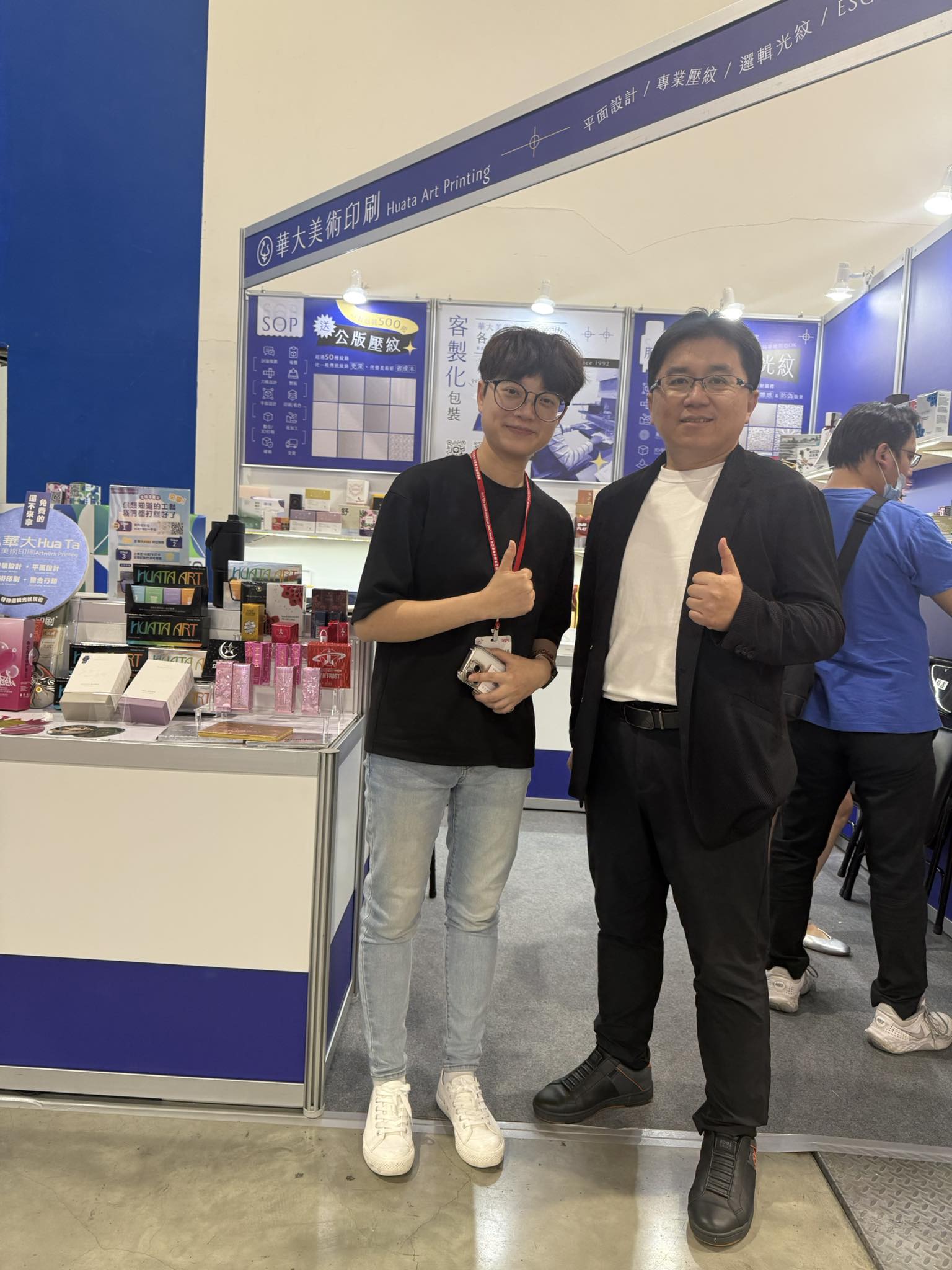 坤 隆行 實業 股份 有限 公司 相片 (99) 사진